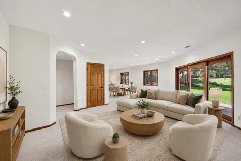 10175 Powers Lake Trail Woodbury MN 55129