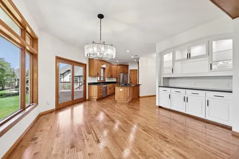 10175 Powers Lake Trail Woodbury MN 55129