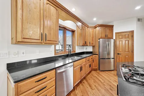 10175 Powers Lake Trail Woodbury MN 55129