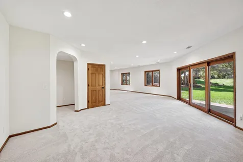 10175 Powers Lake Trail Woodbury MN 55129