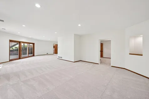 10175 Powers Lake Trail Woodbury MN 55129