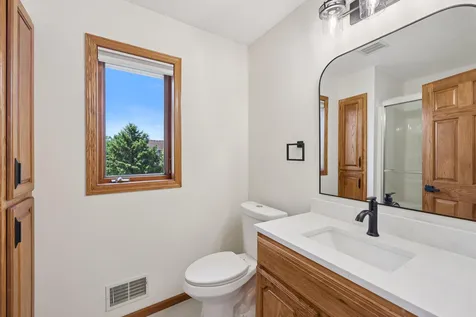 10175 Powers Lake Trail Woodbury MN 55129