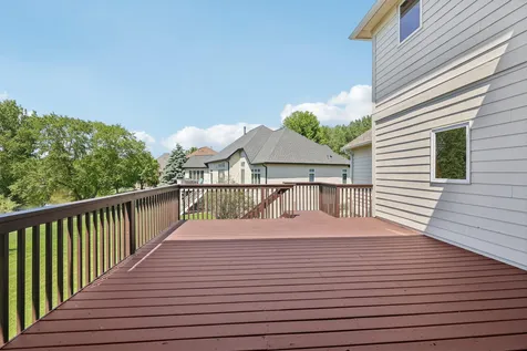 10175 Powers Lake Trail Woodbury MN 55129