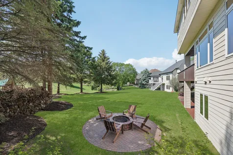 10175 Powers Lake Trail Woodbury MN 55129