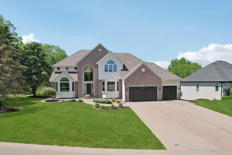 10175 Powers Lake Trail Woodbury MN 55129