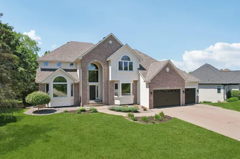 10175 Powers Lake Trail Woodbury MN 55129
