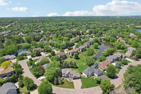 10175 Powers Lake Trail Woodbury MN 55129