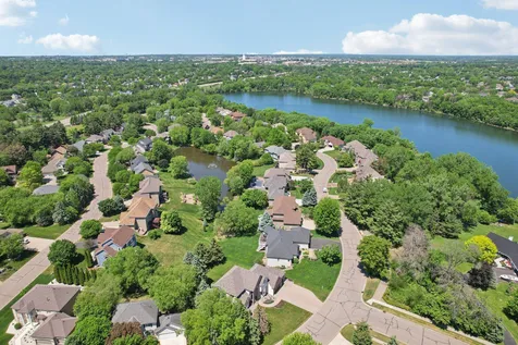 10175 Powers Lake Trail Woodbury MN 55129