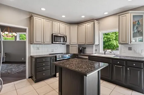 7508 W 77th Street Chaska MN 55318