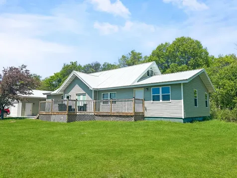 25174 Us Frontage Staples MN 56479