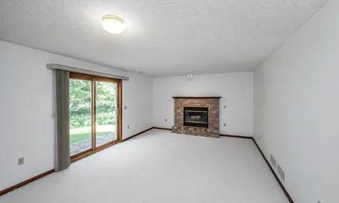 2508 Kennelly Place Burnsville MN 55337