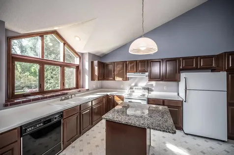 2508 Kennelly Place Burnsville MN 55337