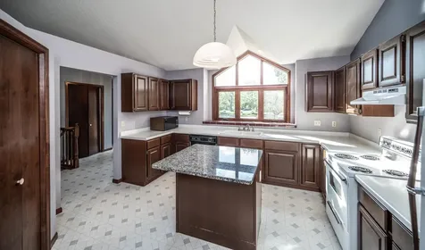 2508 Kennelly Place Burnsville MN 55337