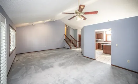 2508 Kennelly Place Burnsville MN 55337