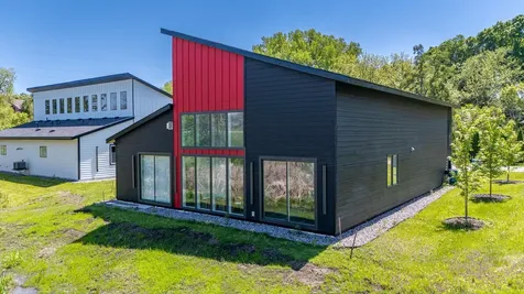 1021 Gardner Street E Wayzata MN 55391