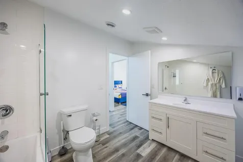 1021 Gardner Street E Wayzata MN 55391