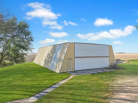 17238 County Highway 46 Vesta MN 56292