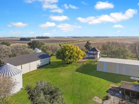 17238 County Highway 46 Vesta MN 56292