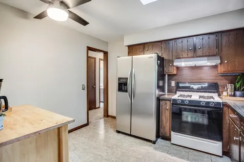 15841 N Hillcrest Court Eden Prairie MN 55346