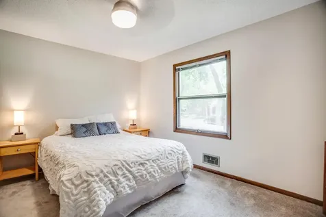 15841 N Hillcrest Court Eden Prairie MN 55346