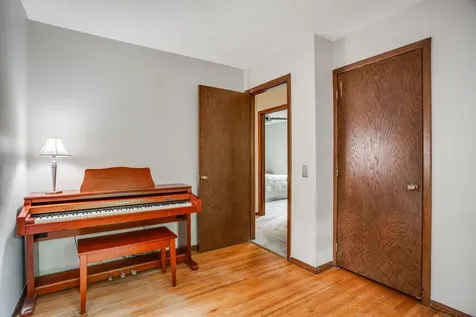 15841 N Hillcrest Court Eden Prairie MN 55346