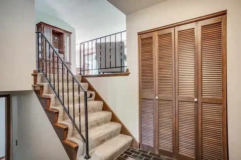 15841 N Hillcrest Court Eden Prairie MN 55346