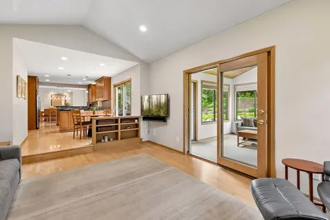 1433 Appaloosa Trail Eagan MN 55122