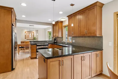 1433 Appaloosa Trail Eagan MN 55122