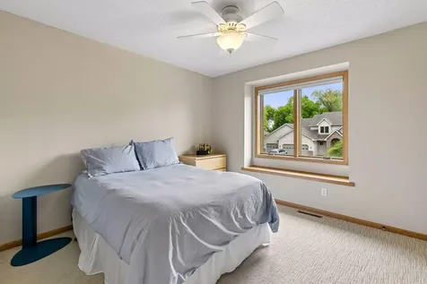 1433 Appaloosa Trail Eagan MN 55122