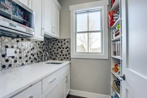 1424 Fairacre Lane SW Willmar MN 56201