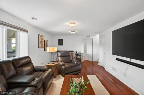 5148 Danens Drive Edina MN 55439