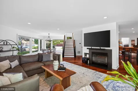 5148 Danens Drive Edina MN 55439