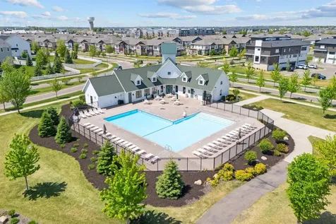 16162 Eagleview Drive Lakeville MN 55044