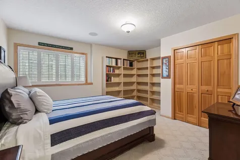 8975 Deer Run Drive Victoria MN 55386