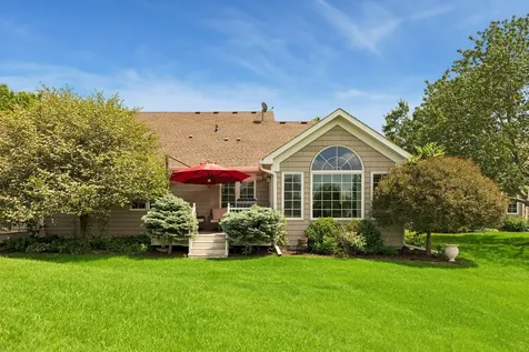 8975 Deer Run Drive Victoria MN 55386