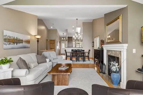 8975 Deer Run Drive Victoria MN 55386