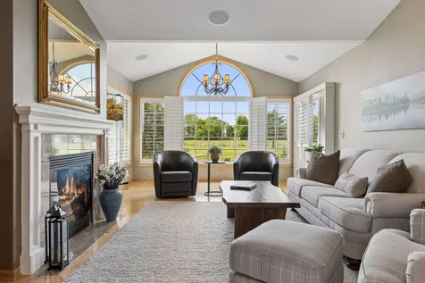 8975 Deer Run Drive Victoria MN 55386