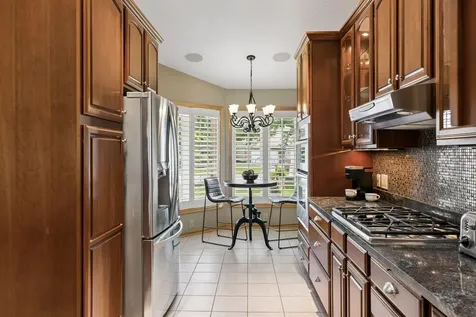 8975 Deer Run Drive Victoria MN 55386