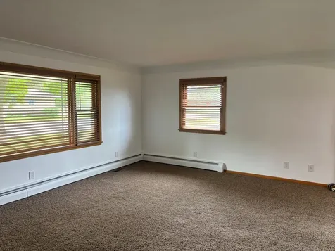 306 E 5th Street N Truman MN 56088