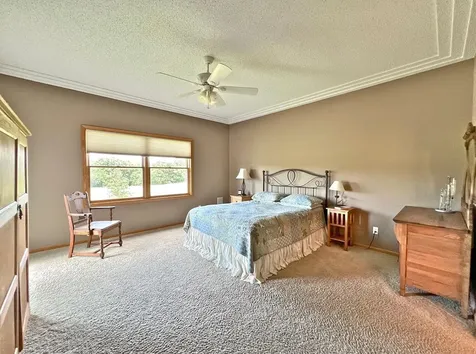 2996 Fairway Drive Chaska MN 55318