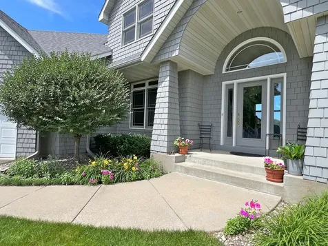 2996 Fairway Drive Chaska MN 55318