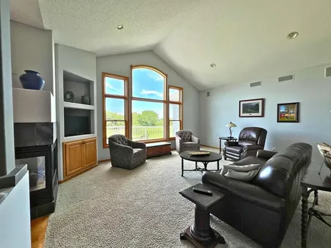 2996 Fairway Drive Chaska MN 55318