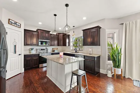 20693 Frost Court Lakeville MN 55044