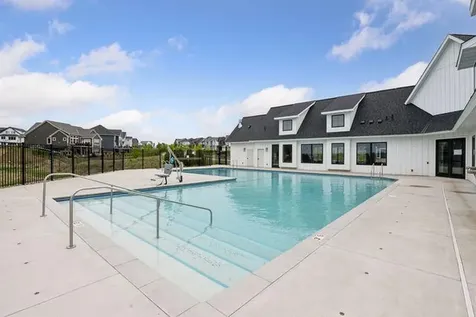10140 Harvest Trail Victoria MN 55318