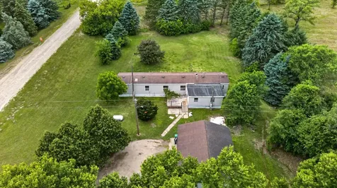 16122 627th Street Kellogg MN 55945