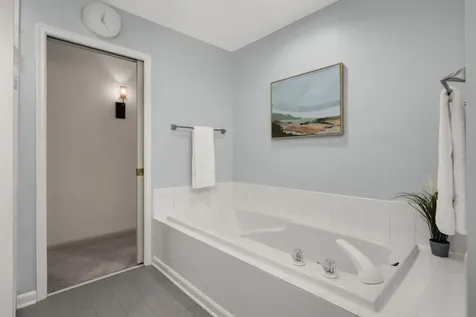 826 Summit Avenue Minneapolis MN 55403