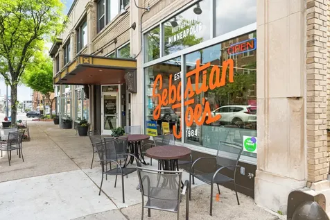 826 Summit Avenue Minneapolis MN 55403