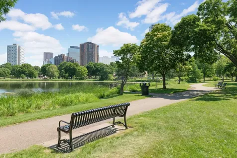 826 Summit Avenue Minneapolis MN 55403