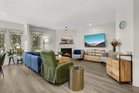 826 Summit Avenue Minneapolis MN 55403