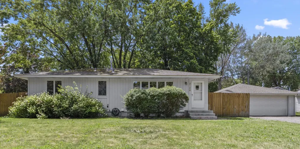 2124 Sapphire Lane Eagan MN 55122